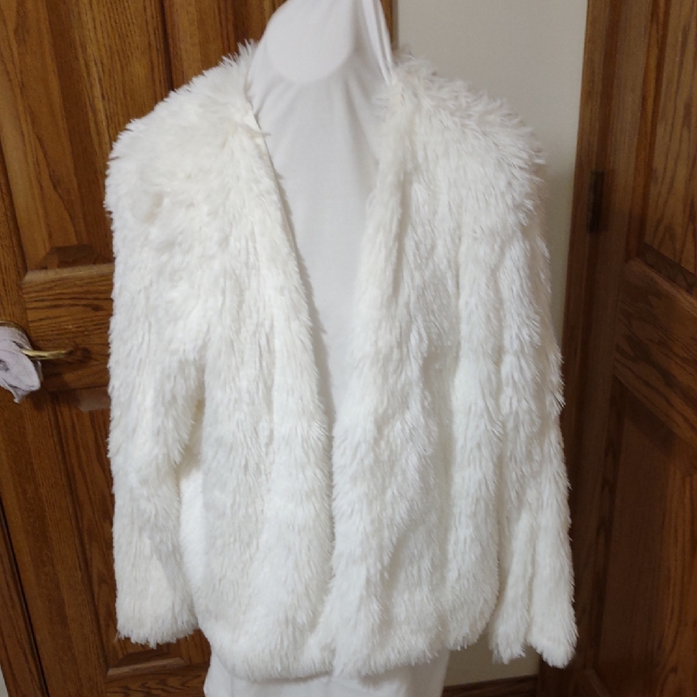 Elegant Cream Teddy Jacket
